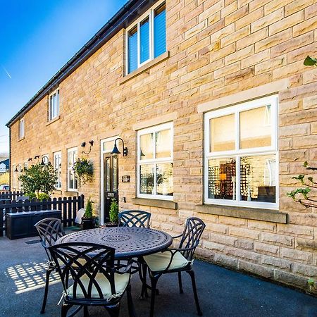 Buxton Centre Cosy Cottage With Free Secure Parking 外观 照片