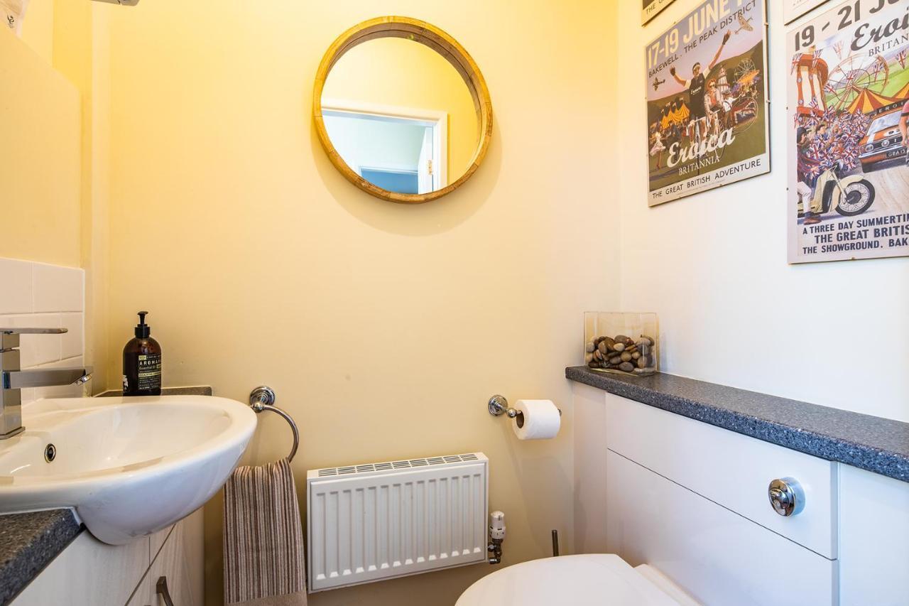 Buxton Centre Cosy Cottage With Free Secure Parking 外观 照片