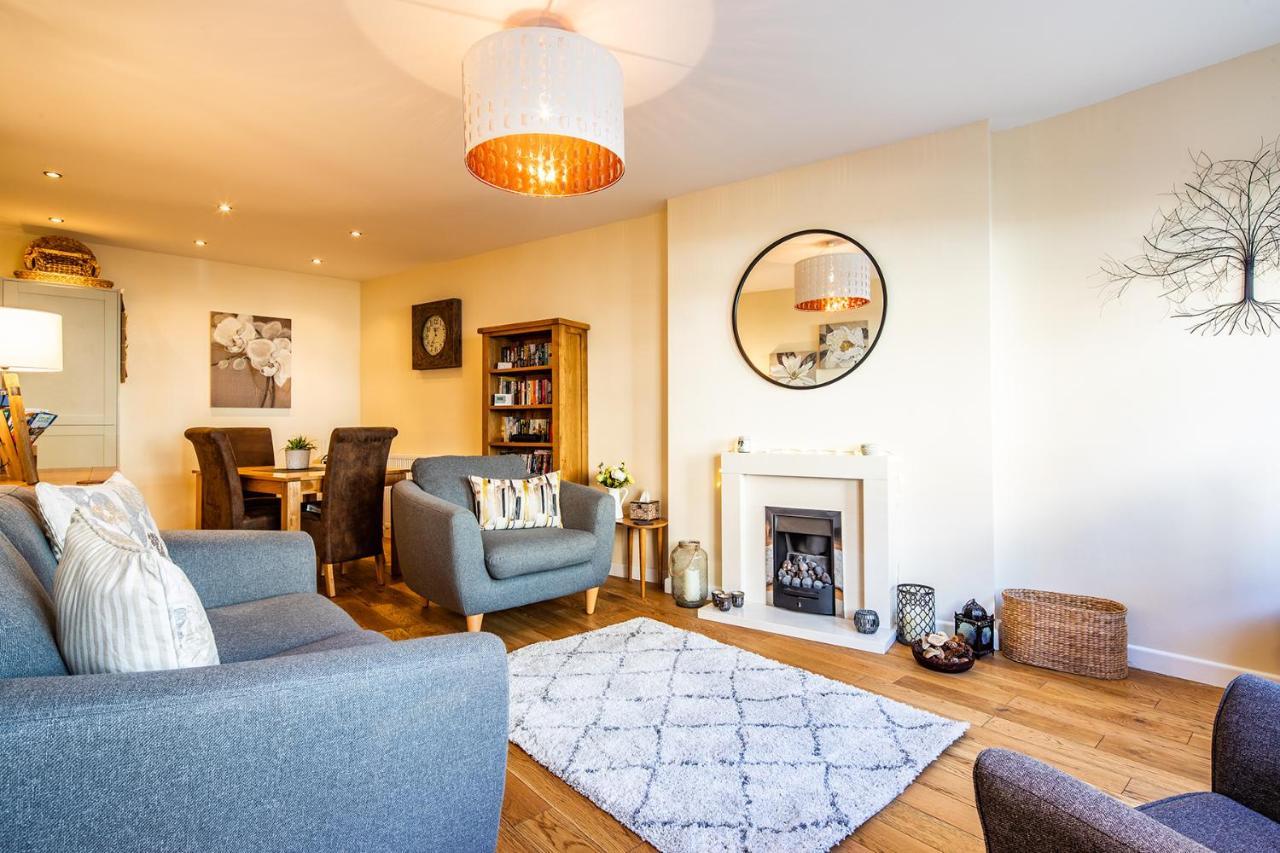 Buxton Centre Cosy Cottage With Free Secure Parking 外观 照片
