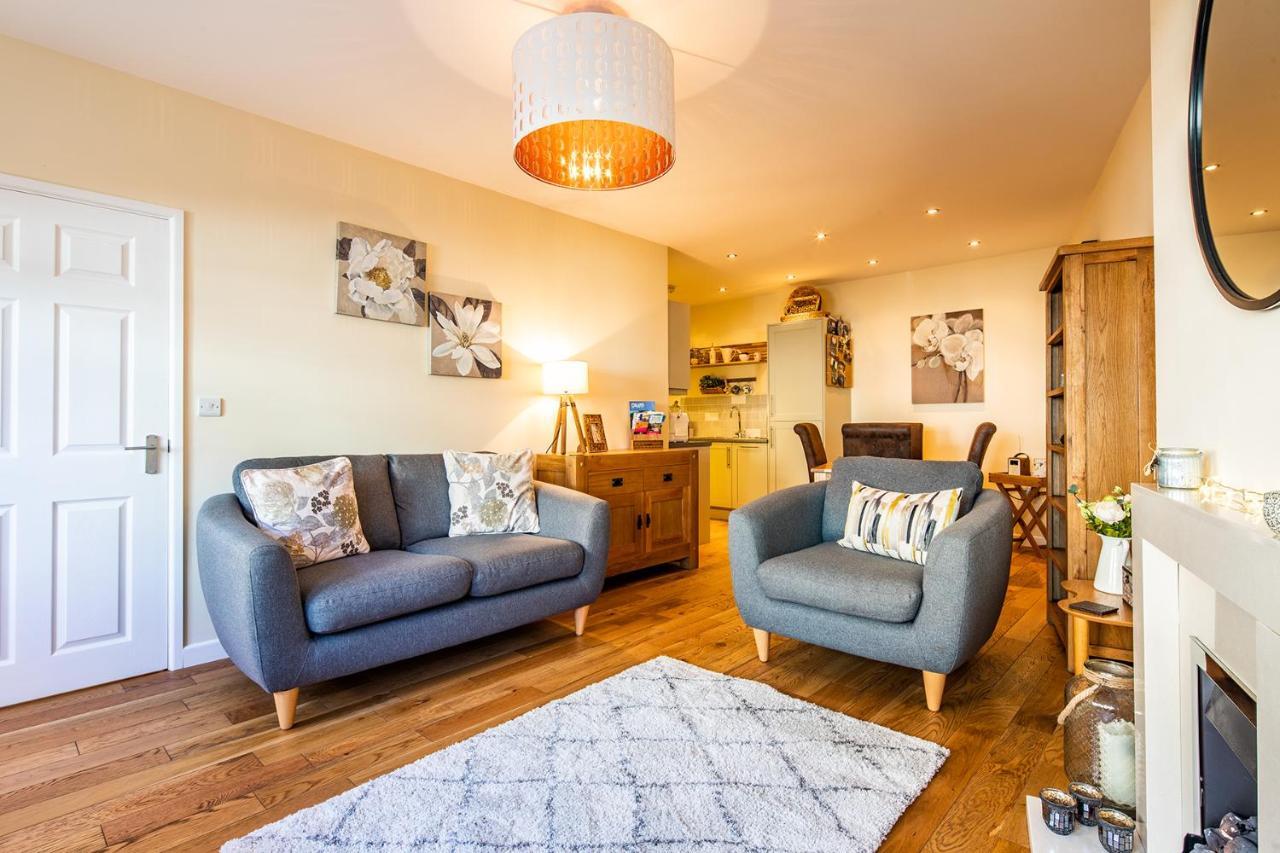 Buxton Centre Cosy Cottage With Free Secure Parking 外观 照片